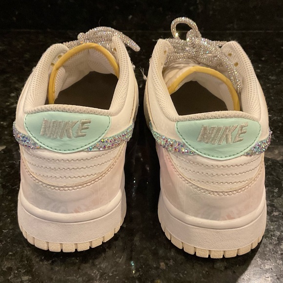 CUSTOM NIKE Low Dun Pastel Paisley Sneakers, Rhinestones size Y7 woman’s 8 8.5 - Picture 5 of 15